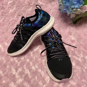 Under Armour Black and Pink Girls Sneakers 1Y